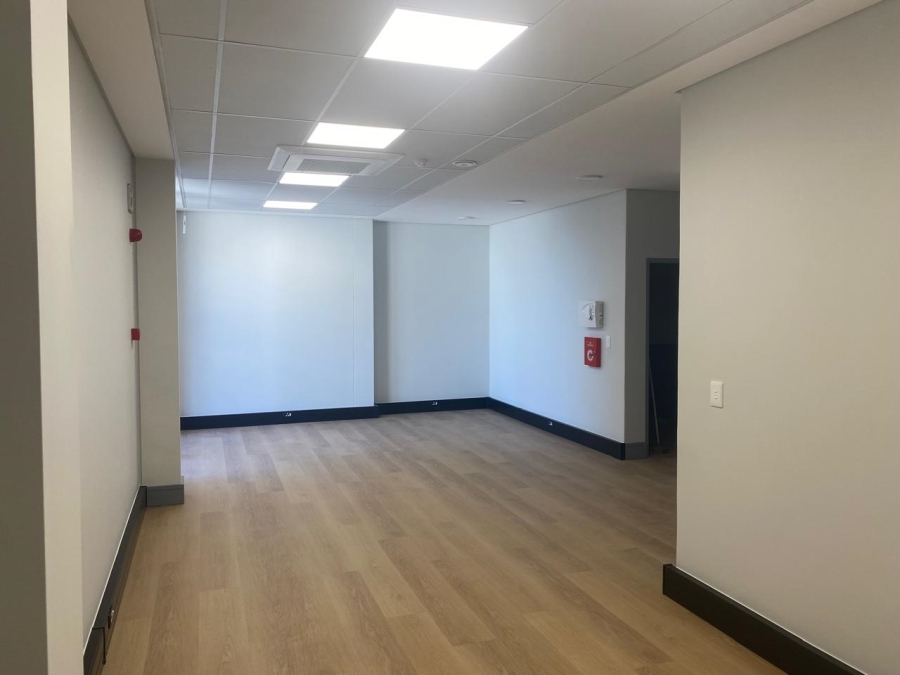 To Let commercial Property for Rent in Stikland Western Cape